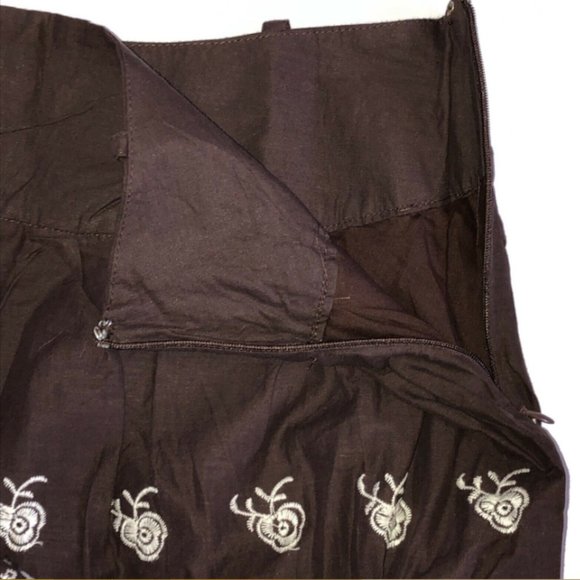 Rachael and Chloe Cute Embroidered Skirt - Picture 2 of 4